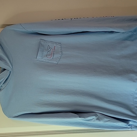 Vineyard Vines Other - Vineyard vines medium blue long-sleeved hooded shirt